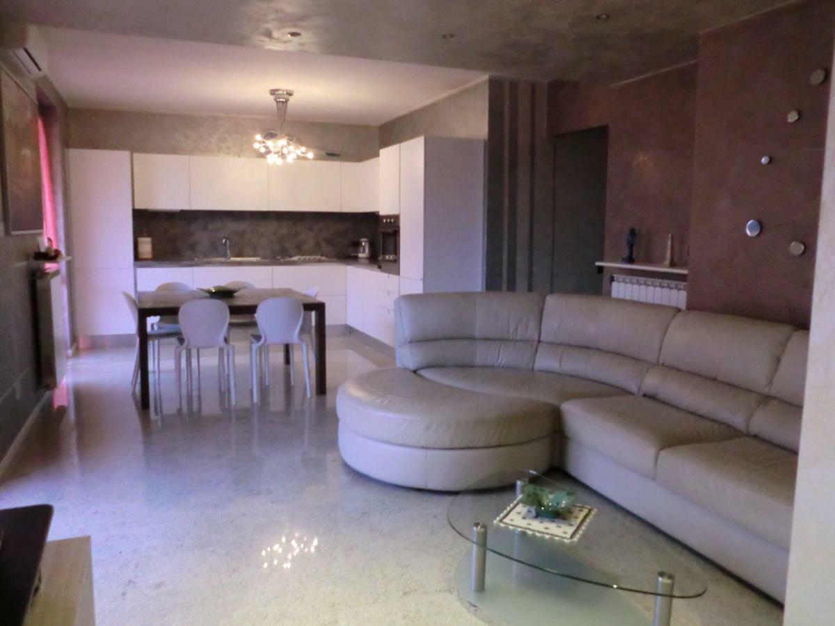 Brusaporto L&R Apartment, Comodo E Riservato מראה חיצוני תמונה